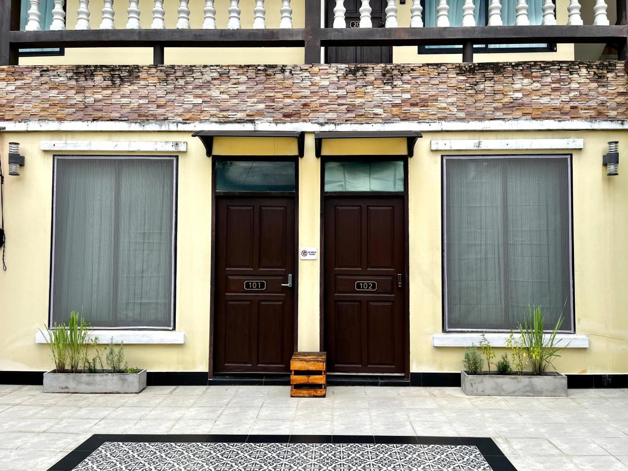 October Hostel Chiangmai - Chiang Mai — Photos 1